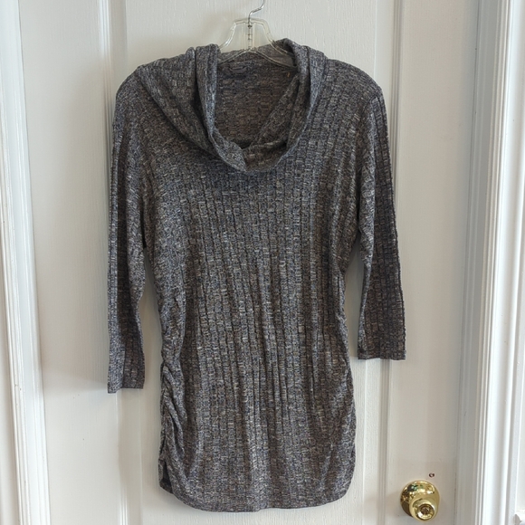 Turtle Neck Sweater - Picture 1 of 7